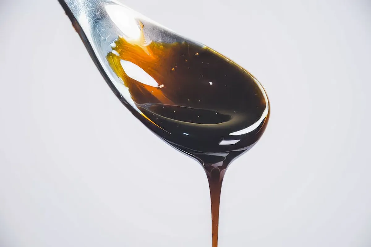 Caramel honey highlights: Style Guide, Trends, Looks, and Outfit Ideas