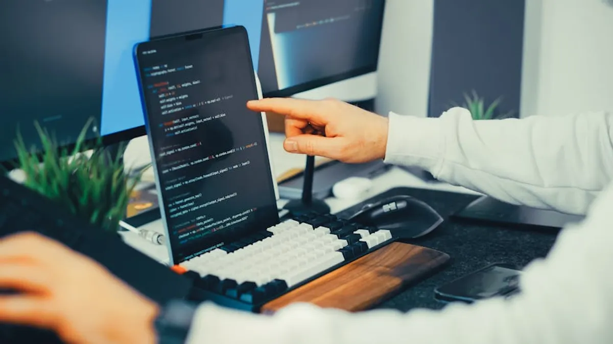 Footloosedev Review: What It Is, Features, Safety, and Alternatives