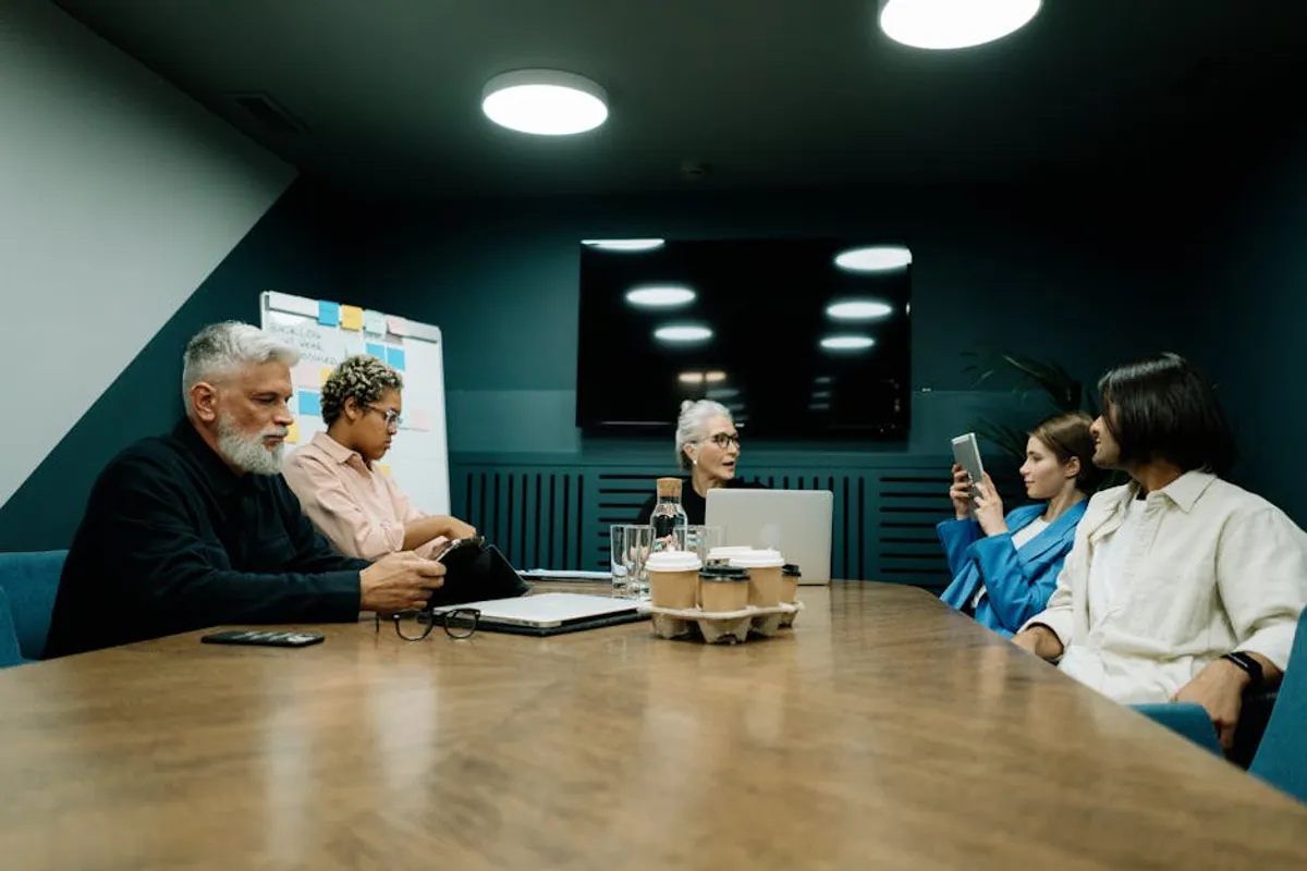 Grandpeoples Review: What It Is, Features, Safety, and Alternatives