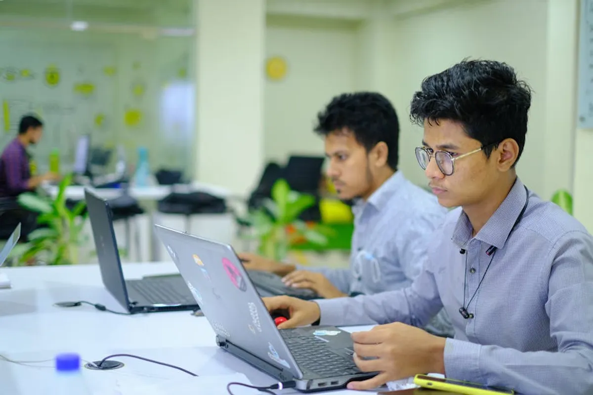 veganovtrichy.com and the Rise of Highly Specific Search Queries